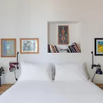 Iflat Trastevere Bright And Comfy 2 Bedroom Apt