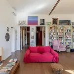 Iflat Trastevere Bright And Comfy 2 Bedroom Apt