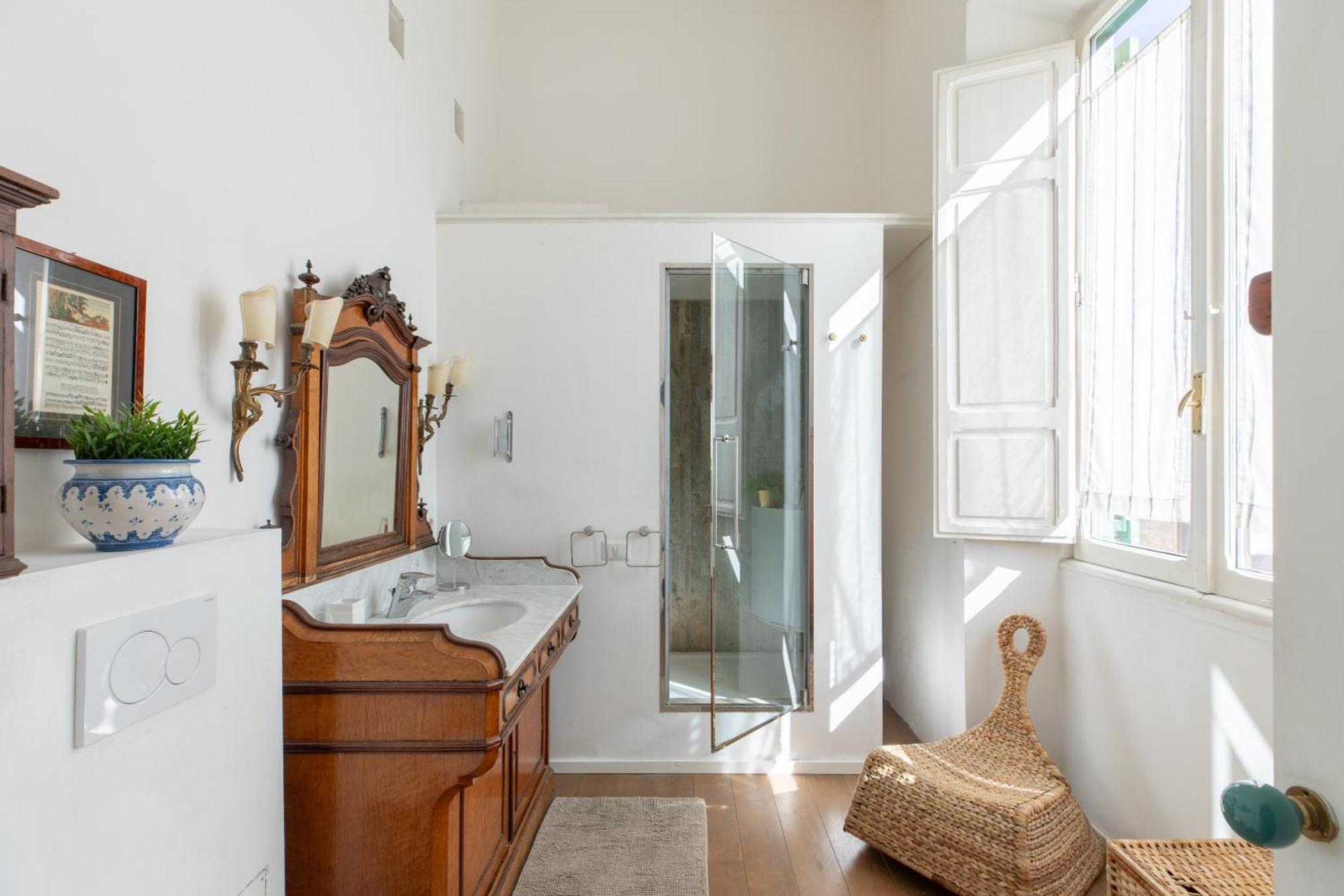 Iflat Trastevere Bright And Comfy 2 Bedroom Apartment Rom