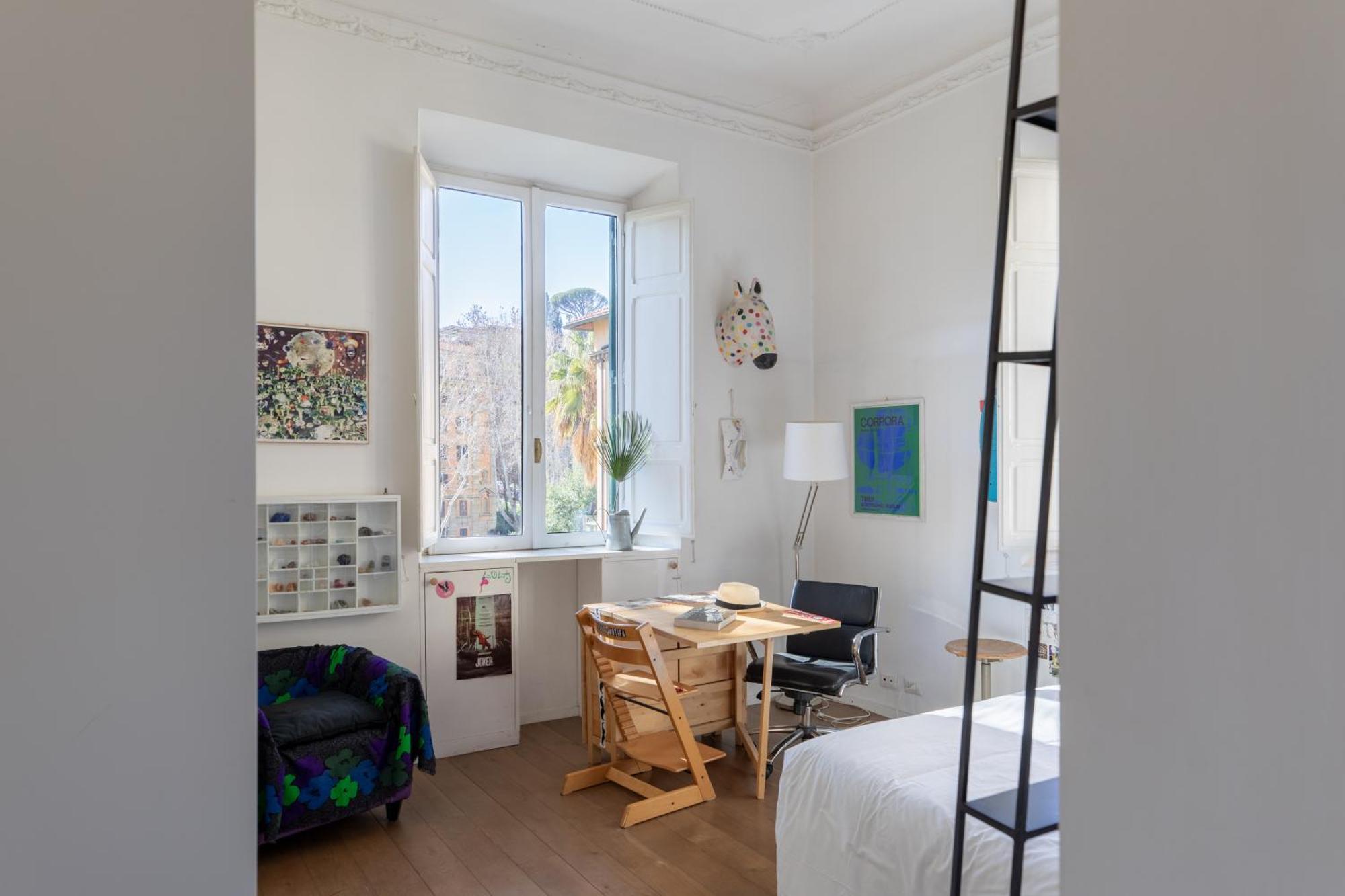 Apartment Iflat Trastevere Bright And Comfy 2 Bedroom *